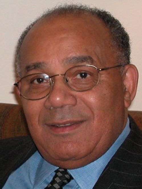 Robert Curvin